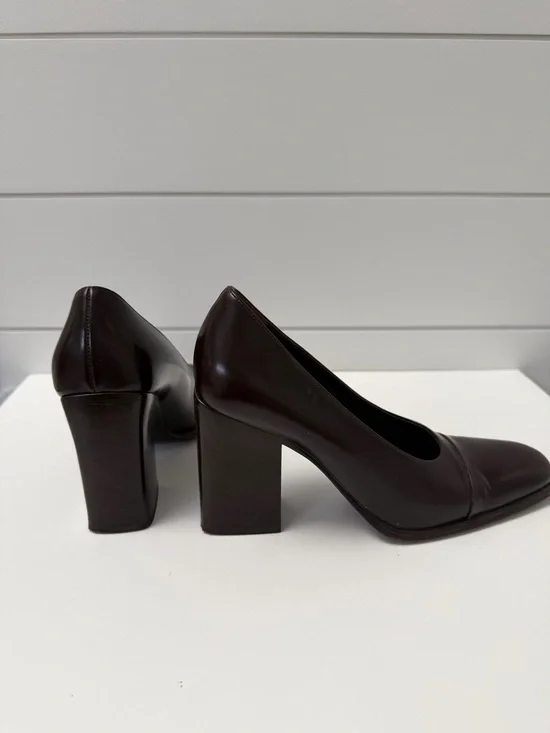 Gucci Women's Dark Brown Leather Square-Toe Pumps - Picture 3 of 5